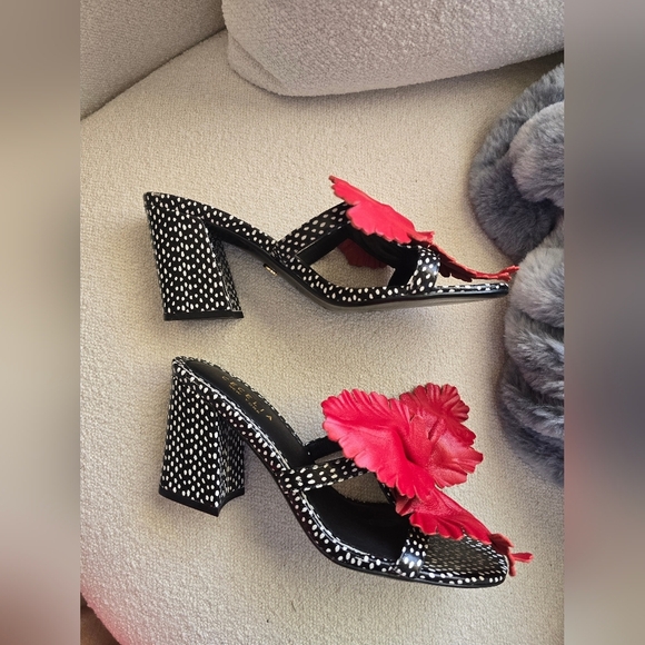 Cecelia New York, 🌺 Hibiscus II, Slide Sandal, Black/White/Red, Size 7.5 - Picture 7 of 12